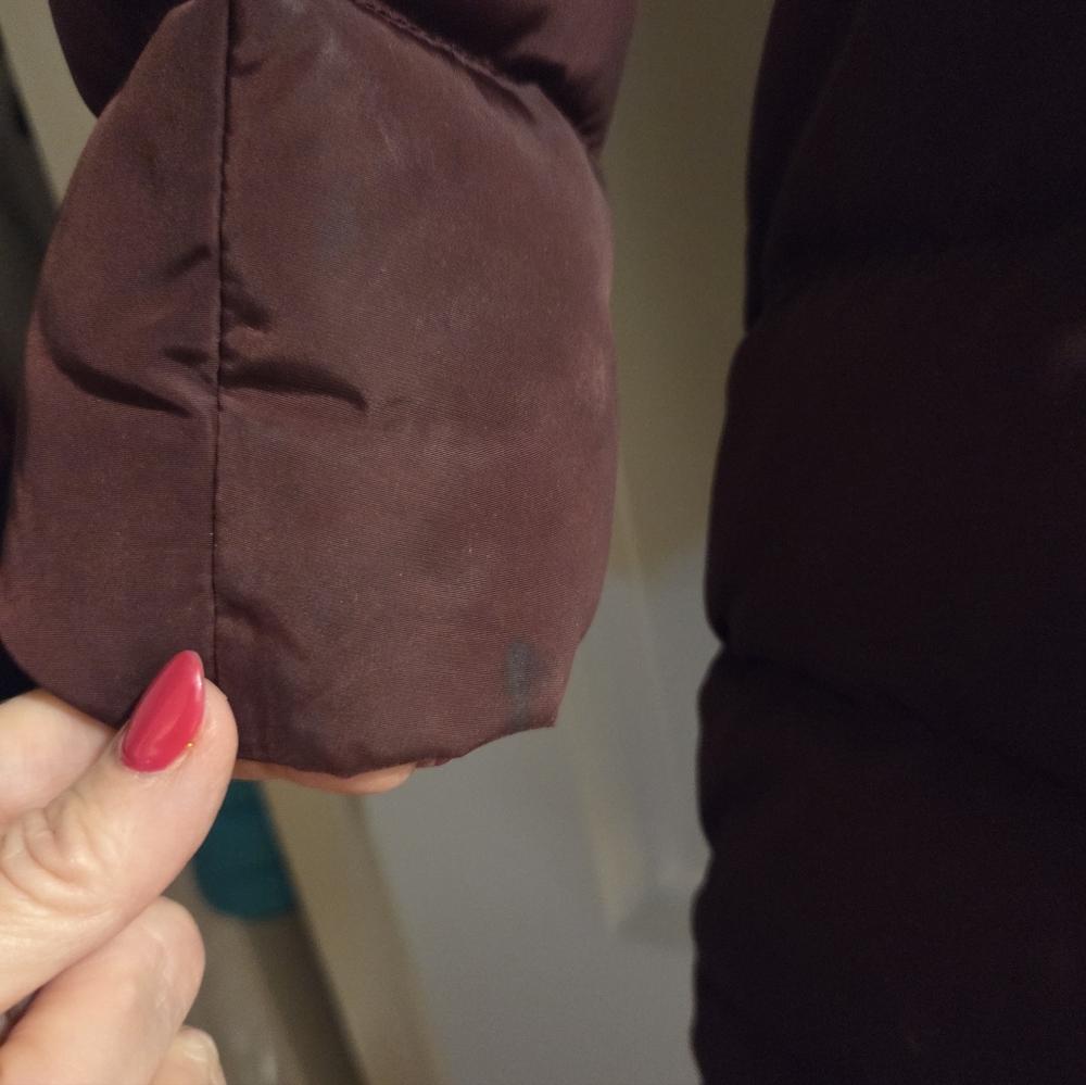 Women's Burgundy Puffer Coat with Faux Fur Hood - Picture 7 of 7